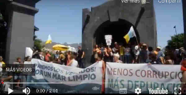 Manifestación Contra Micro-Algas En -S.C. Tenerife